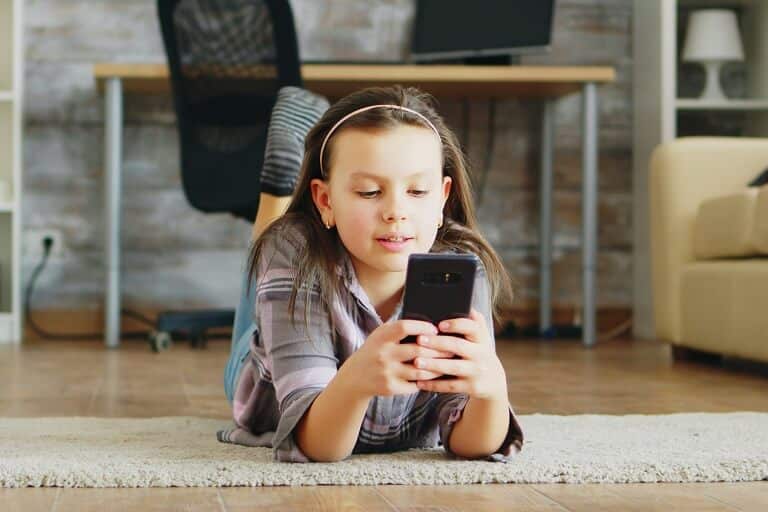 This Hack Stops Your Kids from Sucking Up Your Internet Bandwidth